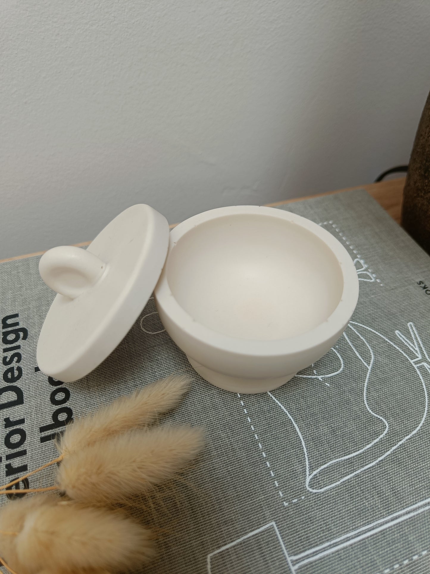 Beige Marble Mini Pot with Lid