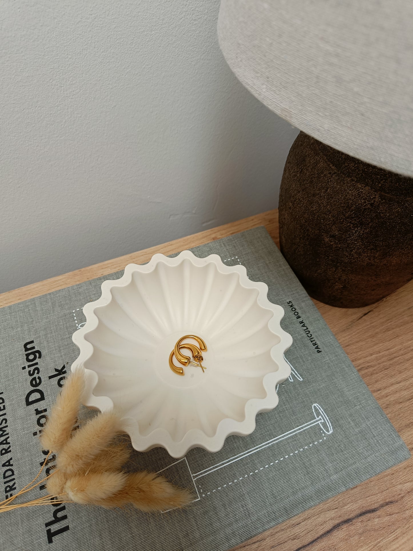Irregular Natural Cream Decor Bowl Dish