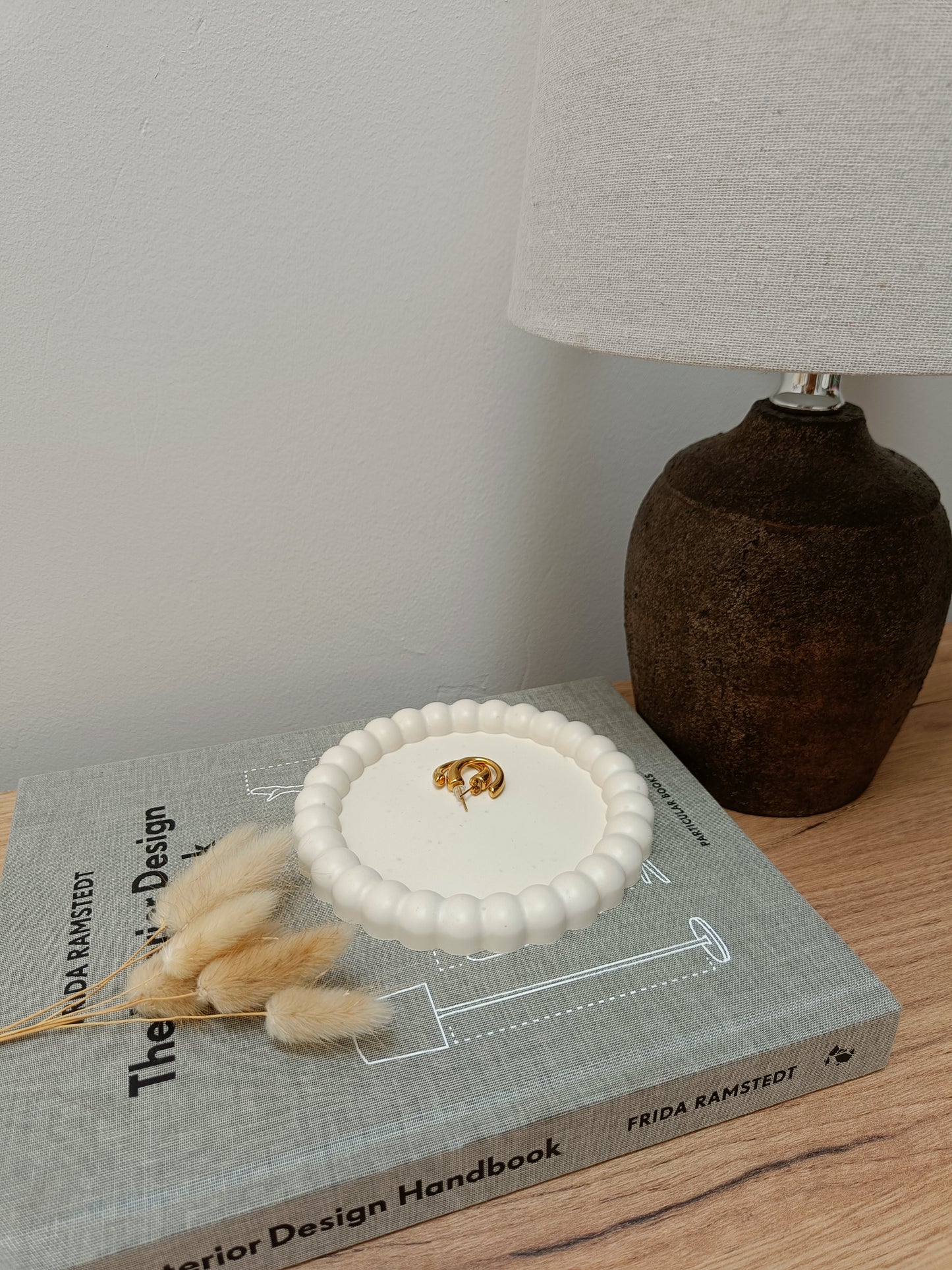 Natural Bubble Circle Coaster Dish