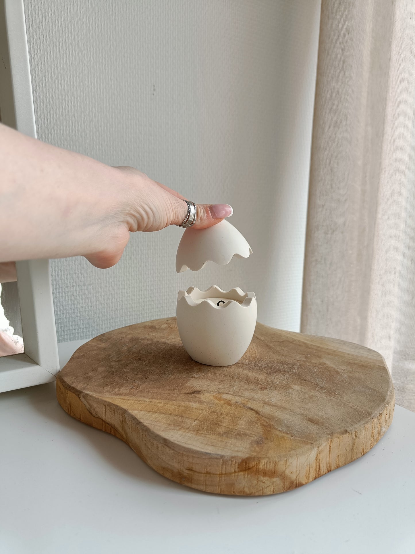 Egg Shell Candle Spring Collection