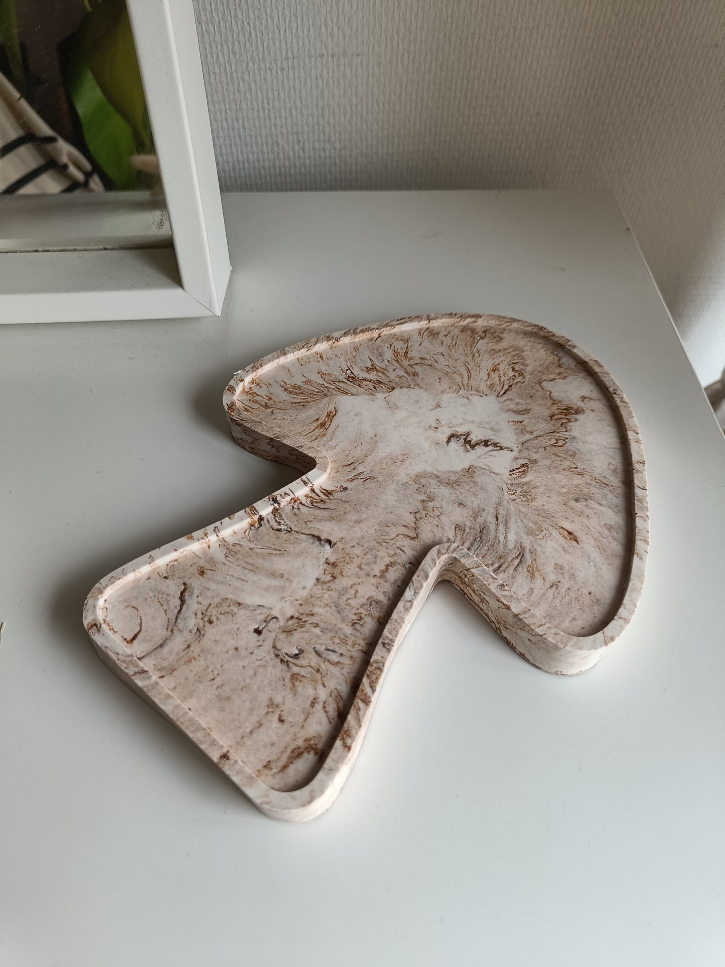 Brown Marble Mushroom Tray