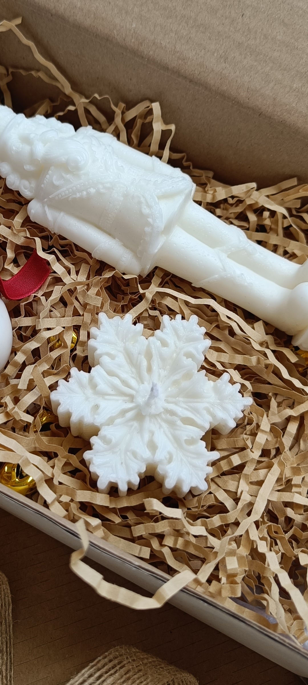 Snowflake Christmas Candle